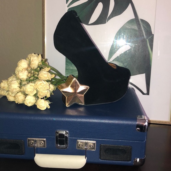 Stylish, Unique sexy leather star wedge - Picture 3 of 7